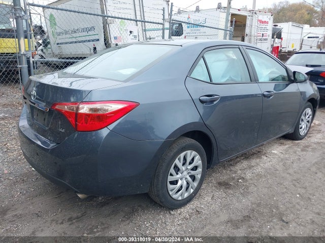 Toyota COROLLA LE 2018 2T1BURHE6JC984439 Image 4