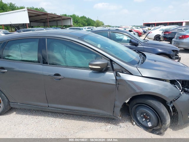 Ford FOCUS SEL 2018 1FADP3M21JL321335 Image 14