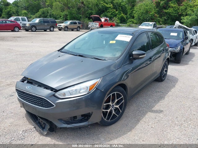 Ford FOCUS SEL 2018 1FADP3M21JL321335 Image 2