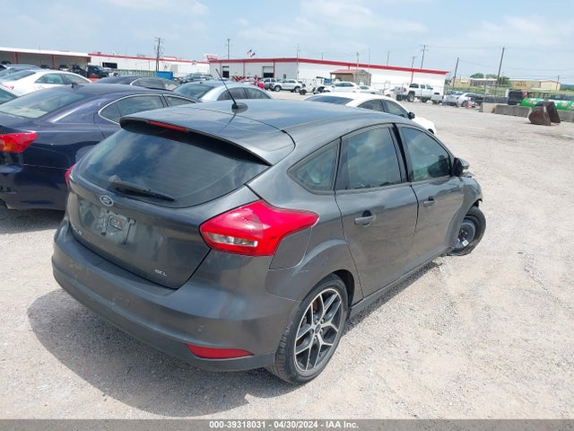 Ford FOCUS SEL 2018 1FADP3M21JL321335 Image 4