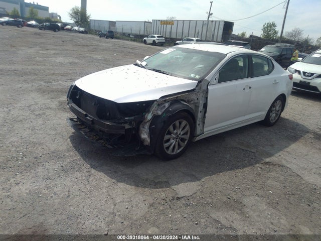 KIA Optima Lx 2015 KNAGM4A78F5614325 Image 2