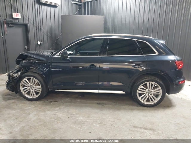 WA1BNAFY6J2227495 Audi Q5 2.0t Premium/2.0t Tech Premium