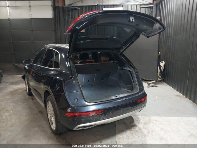 WA1BNAFY6J2227495 Audi Q5 2.0t Premium/2.0t Tech Premium