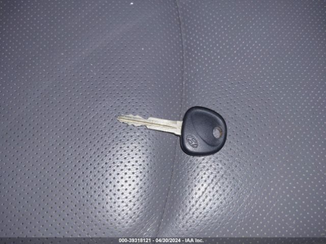 KMHDH4AE2FU303032 Hyundai Elantra Limited