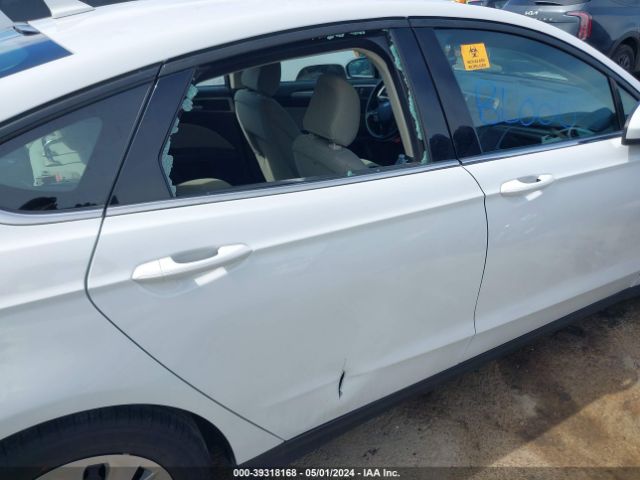 3FA6P0G72LR235633 Ford FUSION S