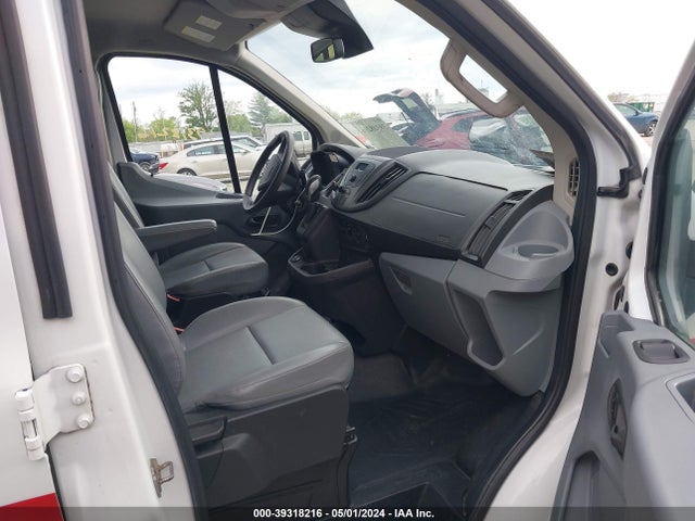 Ford Transit-150 2017 1FTYE1ZM9HKA07321 Image 5