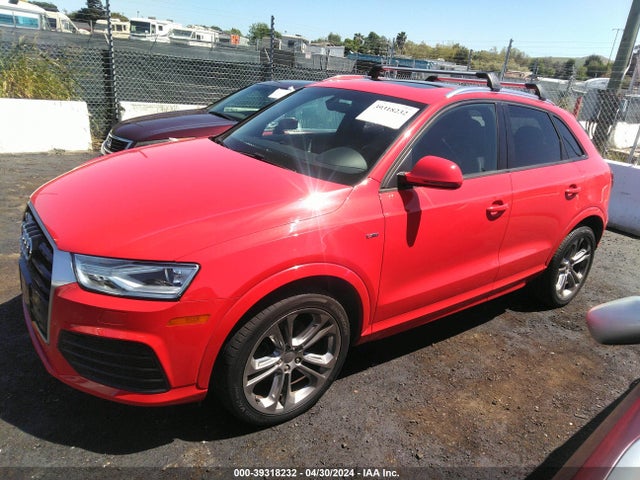 WA1ECCFS6JR015083 Audi Q3 2.0t Premium