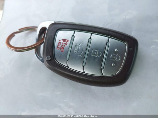 5NPE34AF6HH553032 Hyundai Sonata Limited
