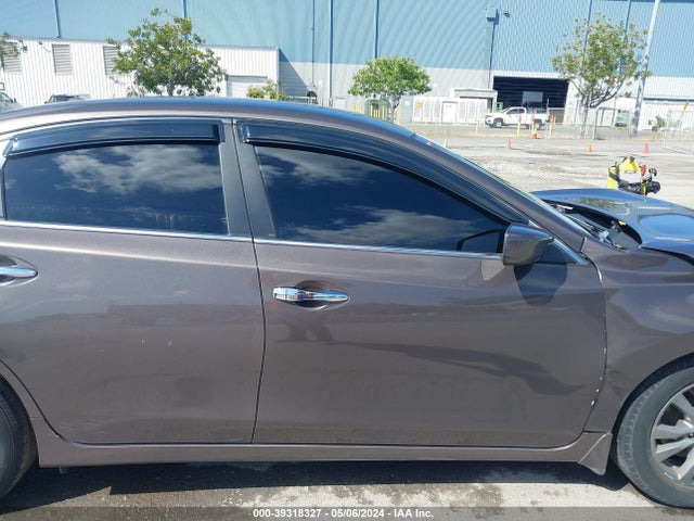 Nissan Altima 2.5 S 2015 1N4AL3APXFC489934 Image 13