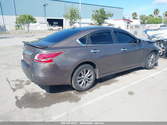 Nissan Altima 2.5 S 2015 1N4AL3APXFC489934 Image 4