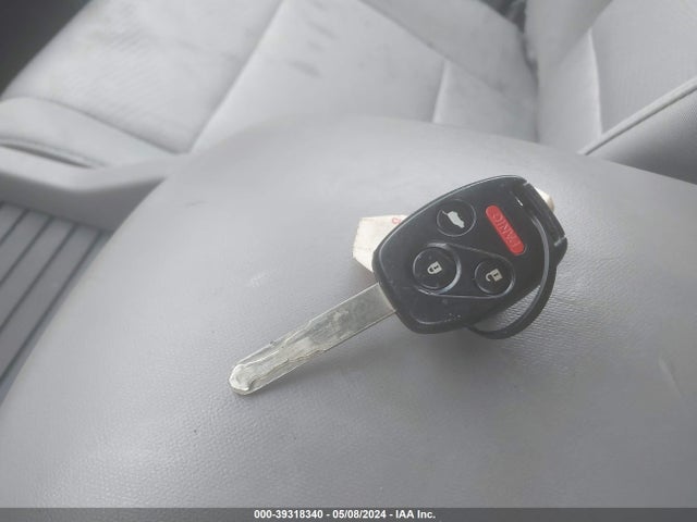 Honda PILOT LX 2015 5FNYF4H20FB062281 Image 11