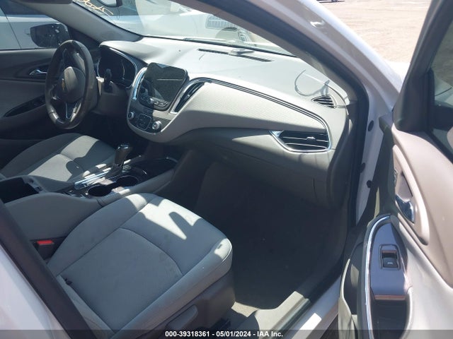 2018 Chevrolet Malibu Lt მანქანა იყიდება აუქციონზე, vin: 1G1ZD5ST2JF133575, აუქციონის ნომერი: 39318361