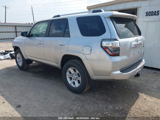 Toyota 4RUNNER SR5 2023 JTEMU5JRXP6155030 Image 3