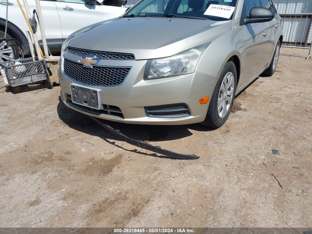 Chevrolet Cruze Ls Auto 2014 1G1PA5SH2E7291359 Image 17