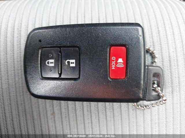 Toyota Prius C Three 2015 JTDKDTB3XF1098656 Image 11