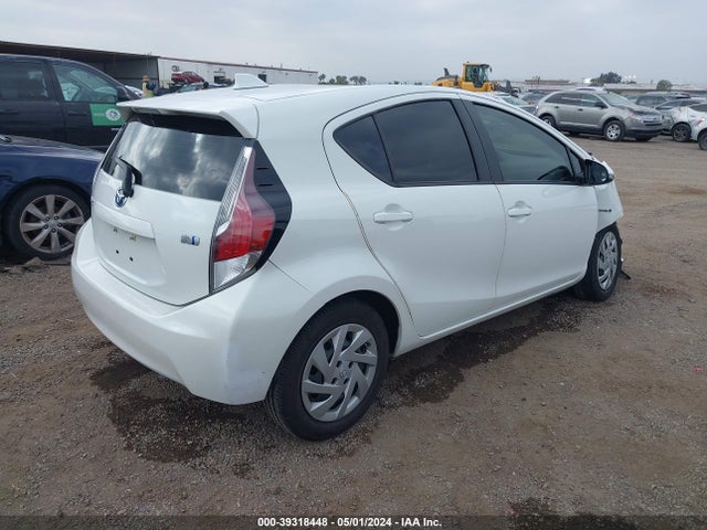 Toyota Prius C Three 2015 JTDKDTB3XF1098656 Image 4