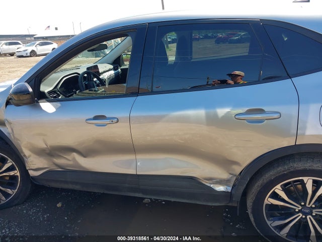 Ford ESCAPE SE 2022 1FMCU9G64NUA20554 Image 14