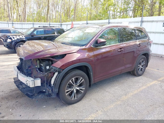 Toyota Highlander Xle V6 2016 5TDJKRFH5GS282675 Image 2