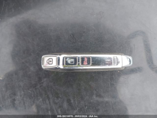 KNDEUCAA1N7317030 KIA SELTOS S