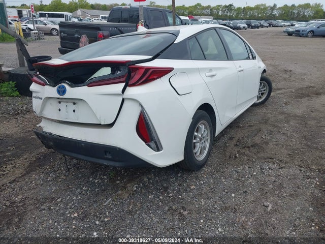 Toyota Prius Prime Plus 2018 JTDKARFP1J3081881 Image 4
