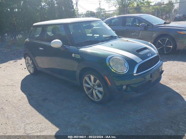 2011 MINI COOPER S WMWSV3C55BTY20320 Photo 0