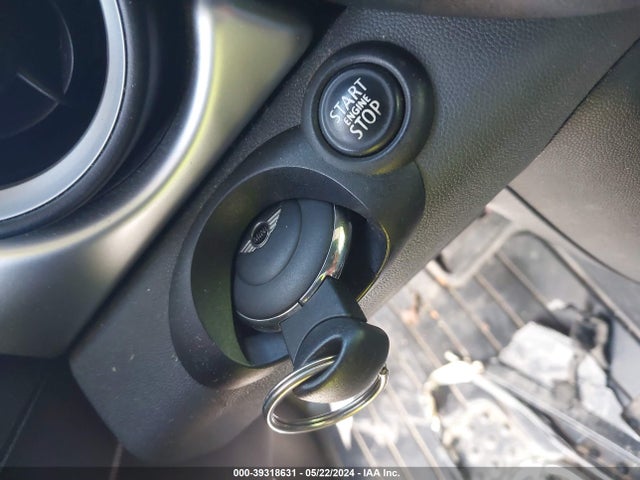 2011 MINI COOPER S WMWSV3C55BTY20320 Photo 10