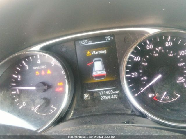 KNMAT2MV3FP517130 Nissan ROGUE SV