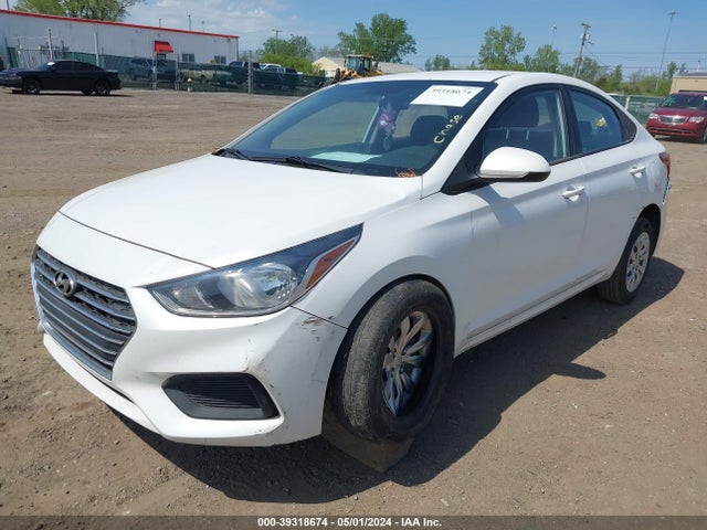 Hyundai ACCENT SE 2019 3KPC24A39KE047366 Image 2
