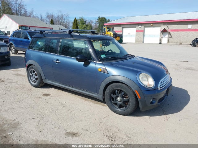 2010 MINI COOPER CLUBMAN WMWML3C52ATX37361 Photo 0