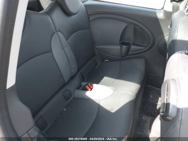 2010 MINI COOPER CLUBMAN WMWML3C52ATX37361 Photo 7
