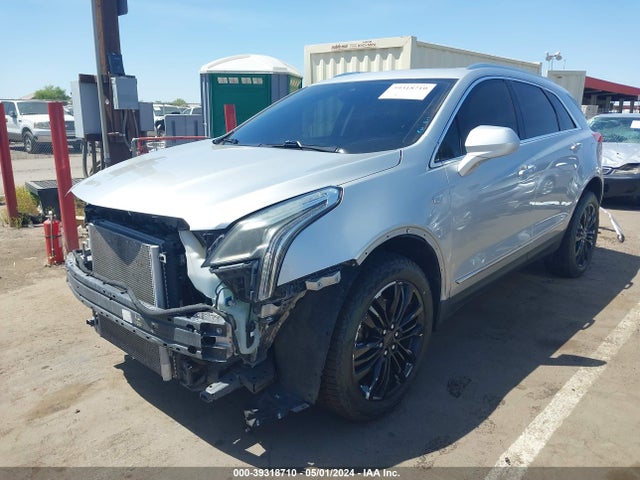 1GYKNFRS7JZ113677 Cadillac Xt5 Premium Luxury