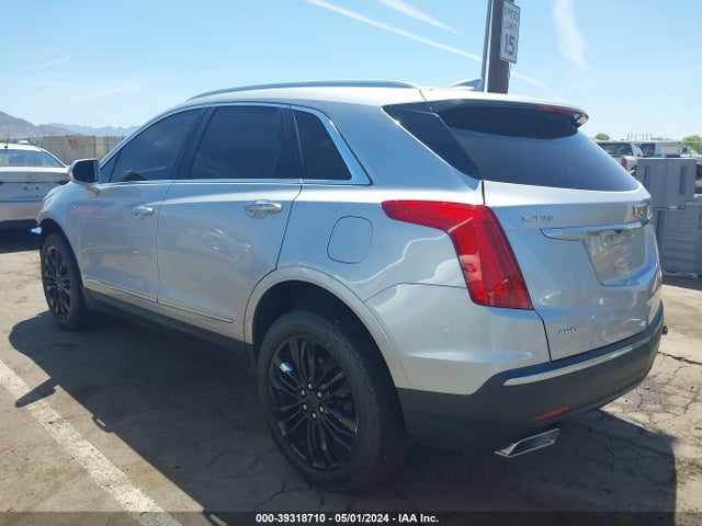 1GYKNFRS7JZ113677 Cadillac Xt5 Premium Luxury