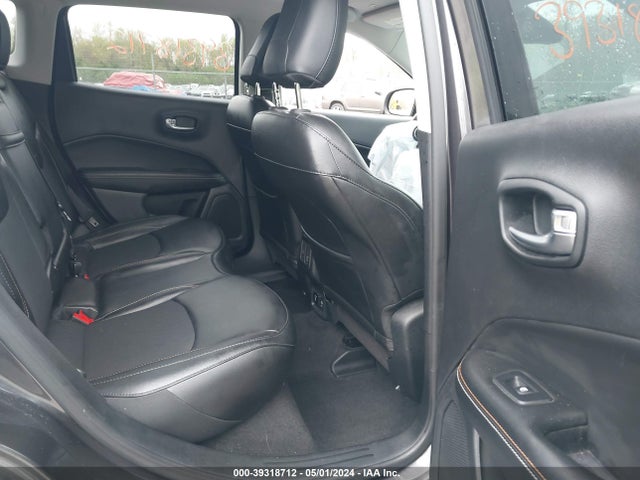 3C4NJDBB5KT755241 Jeep Compass Latitude 4x4