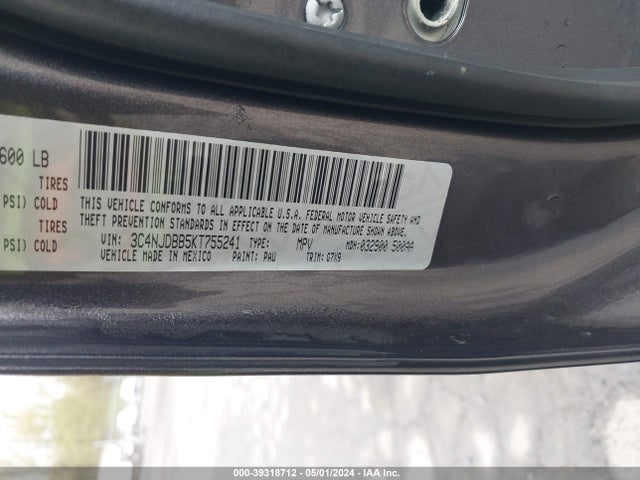 3C4NJDBB5KT755241 Jeep Compass Latitude 4x4