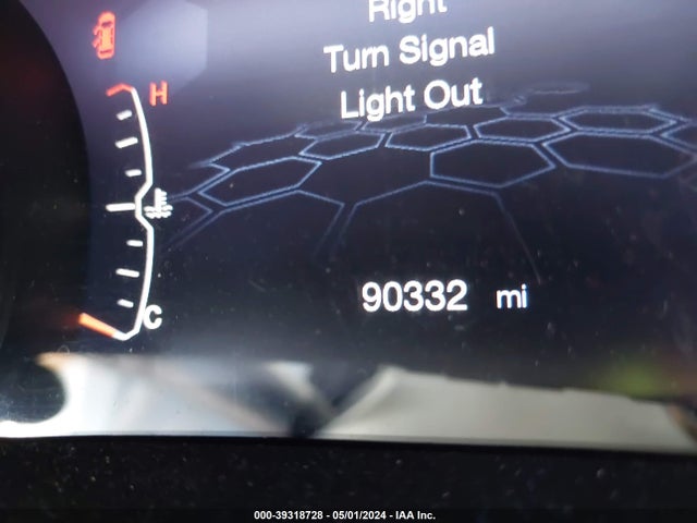 3C4NJCBB5JT125275 Jeep Compass Latitude Fwd
