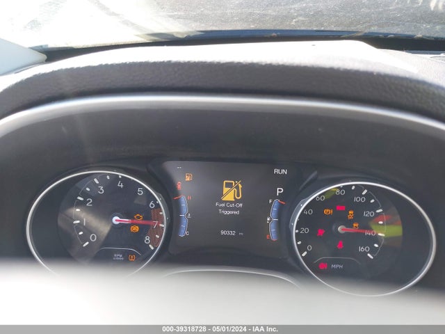 3C4NJCBB5JT125275 Jeep Compass Latitude Fwd