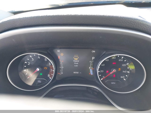 3C4NJCBB5JT125275 Jeep Compass Latitude Fwd