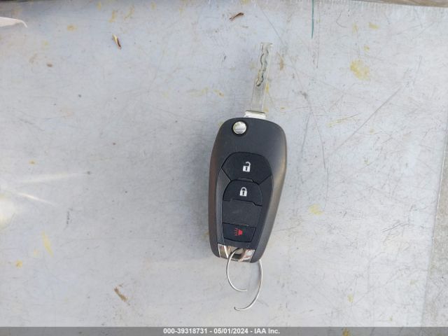 3GNCJNSB0KL221701 Chevrolet TRAX LS