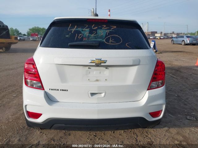 3GNCJNSB0KL221701 Chevrolet TRAX LS