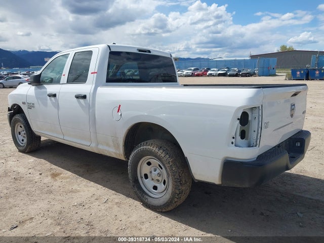 1C6RR7FT7MS549705 RAM 1500 Classic Tradesman Quad Cab 4x4 6'4 Box
