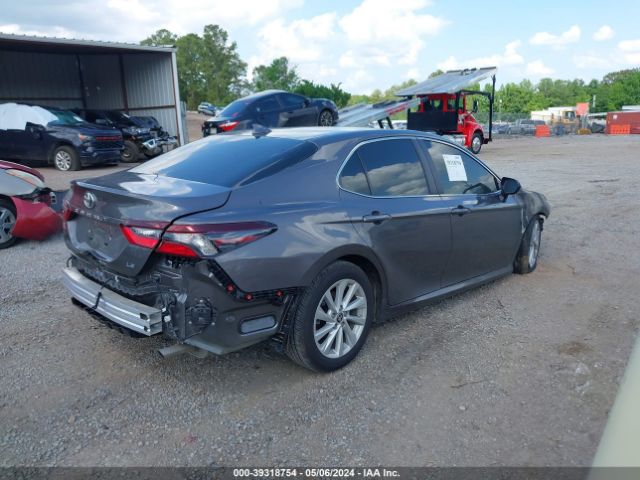 4T1R11AKXRU876425 Toyota CAMRY LE