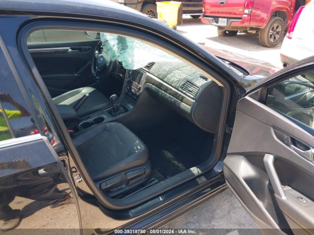 1VWBS7A30GC007413 Volkswagen Passat 1.8t Se