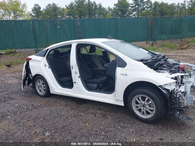 Toyota Prius Prime Plus 2018 JTDKARFP7J3082064 Image 14