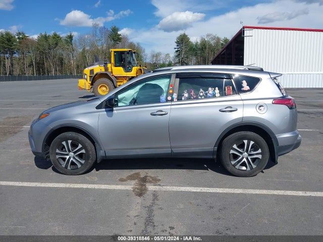 Toyota RAV4 LE 2016 2T3BFREV3GW533823 Image 14
