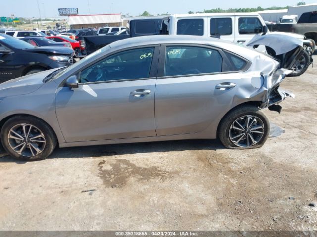 3KPF24AD1PE691568 KIA Forte Lxs