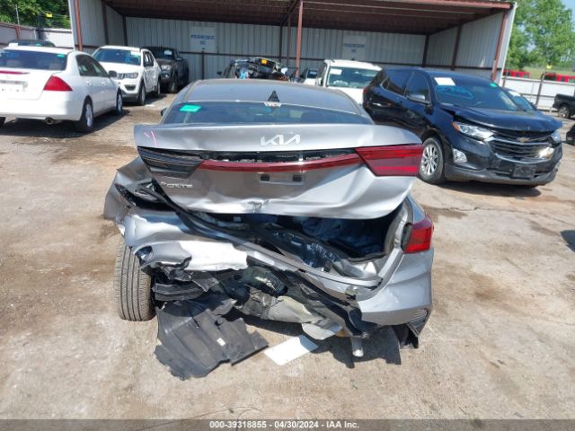 3KPF24AD1PE691568 KIA Forte Lxs
