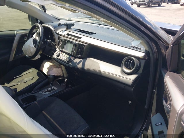 Toyota Rav4 Xle 2016 JTMWFREV4GJ091277 Image 5