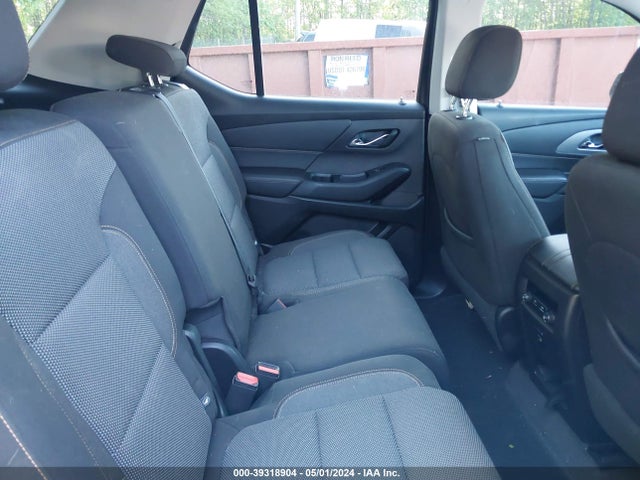 Chevrolet Traverse Ls 2018 1GNERFKW0JJ105706 Image 8