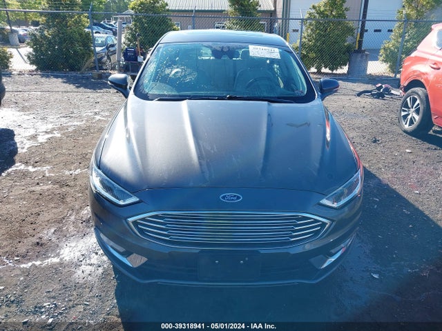 Ford Fusion Hybrid Titanium 2017 3FA6P0RU0HR154947 Image 12
