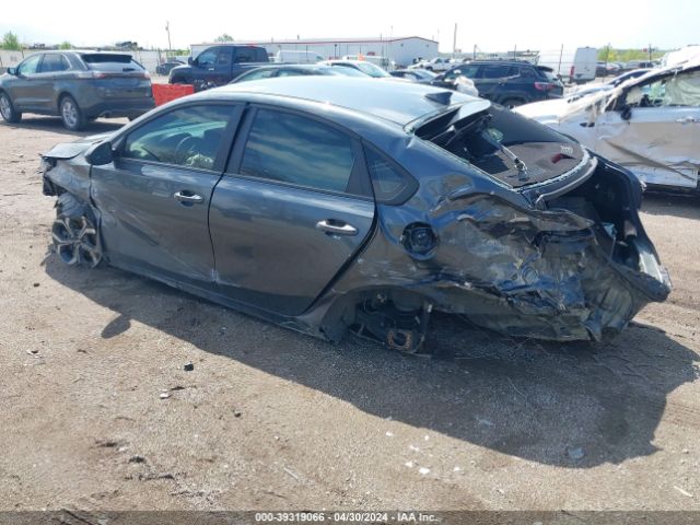 3KPF24AD2KE135097 KIA Forte Lxs